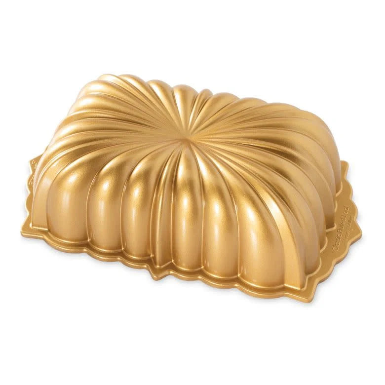 Classic Fluted Bundt Loaf Pan